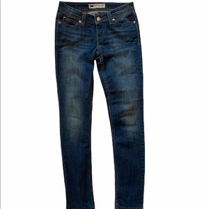 👖SIZE 3M Levi’s Demi Curve NWOT